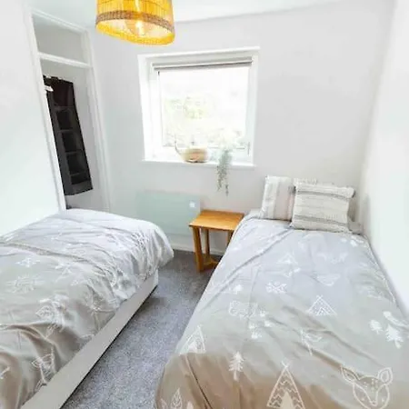 Watersedge Retreat, Views, Sunsets, Dogs Welcome Tatil Evi