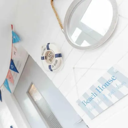 Watersedge Retreat, Views, Sunsets, Dogs Welcome Tatil Evi Sandside (Beetham)