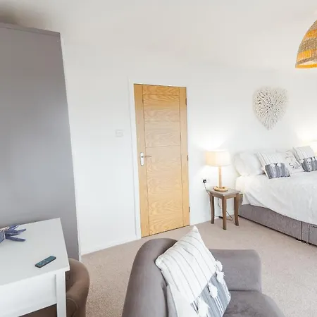Holiday home Watersedge Retreat, Views, Sunsets, Dogs Welcome