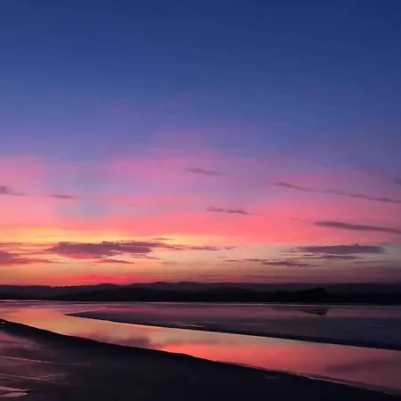 Watersedge Retreat, Views, Sunsets, Dogs Welcome