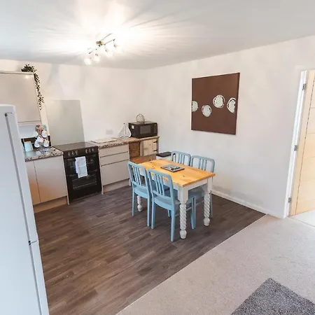 Watersedge Retreat, Views, Sunsets, Dogs Welcome Tatil Evi *